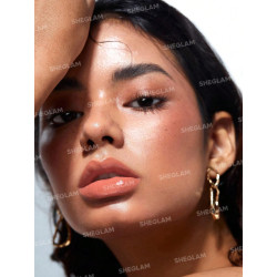 Pout-Perfect Shine Lip Plumper